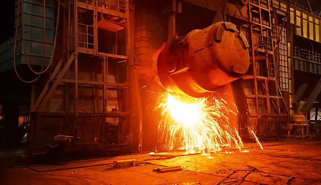 Why are Chinese steel prices likely to fluctuate till Oct?